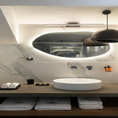 Hom Santorini (adults Only) أويا